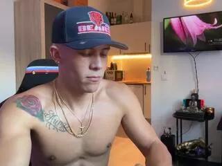 Private duncan_collins on Flirt4Free