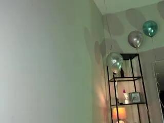 Offline elfi_vines on Flirt4Free