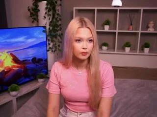 ella_boykins on Flirt4Free
