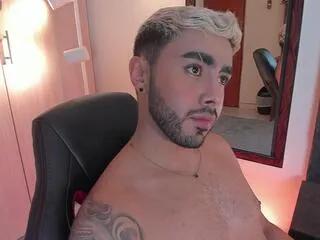 Offline elvis_houston on Flirt4Free