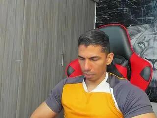 erik_castle on Flirt4Free