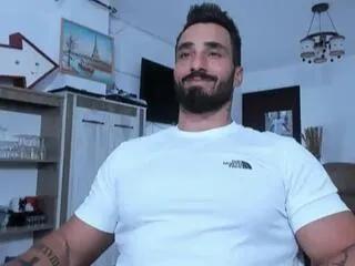 ian_hunk on Flirt4Free