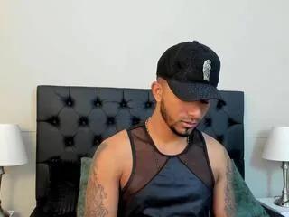 jax_maxwell on Flirt4Free