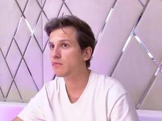 Offline jesse_cross on Flirt4Free