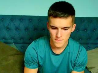 Freechat joel_lopez on Flirt4Free