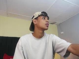 justin_dereck on Flirt4Free