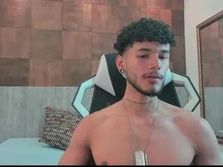 Offline ken_mcqeen on Flirt4Free