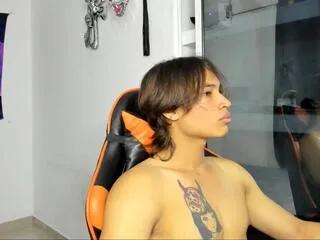 Offline kenshi_roa on Flirt4Free