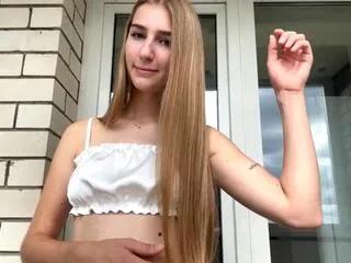 Offline laurie_mullis on Flirt4Free