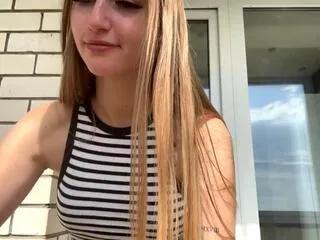 Offline laurie_mullis on Flirt4Free