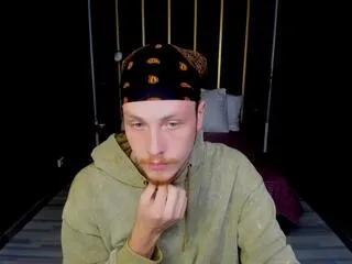 Offline leo_mooree on Flirt4Free
