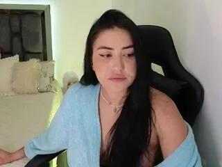 lola_dove on Flirt4Free