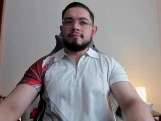 Offline luigi_white on Flirt4Free