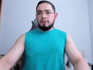 Offline luigi_white on Flirt4Free