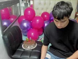 Offline luis_cardona on Flirt4Free