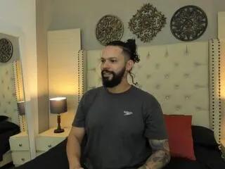 Freechat lukas_bigg on Flirt4Free