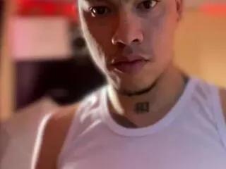 Offline maky_parker on Flirt4Free