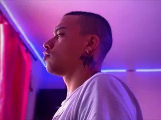 Offline maky_parker on Flirt4Free