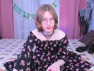 Offline masuzy_shy on Flirt4Free