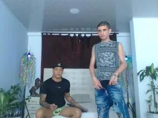 Freechat mathew_tommy on Flirt4Free
