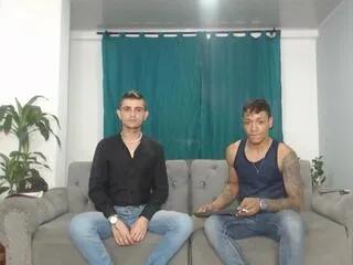 Freechat mathew_tommy on Flirt4Free