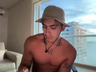 Offline maurice_lewis on Flirt4Free