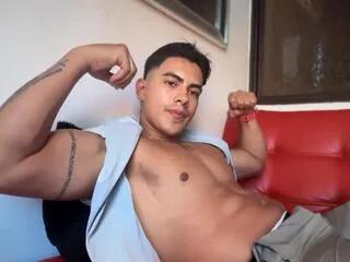 Offline maurice_lewis on Flirt4Free