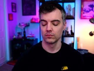 Offline max_hughes on Flirt4Free