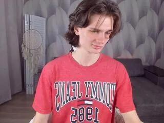 Freechat nelson_godman on Flirt4Free