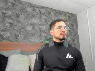 Offline nick_moss on Flirt4Free