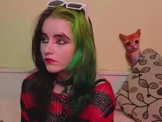 Offline quenna_fort on Flirt4Free