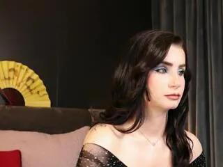 sarah on Flirt4Free 