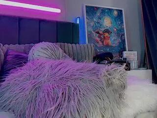 Away skye_rhodes on Flirt4Free