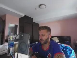 Freechat slivester_stallion on Flirt4Free