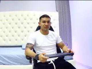 Offline venedic_bull on Flirt4Free