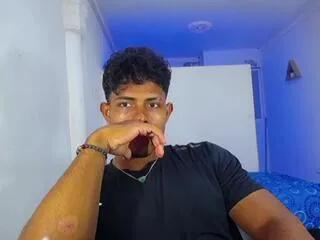 Offline xavier_bryant on Flirt4Free