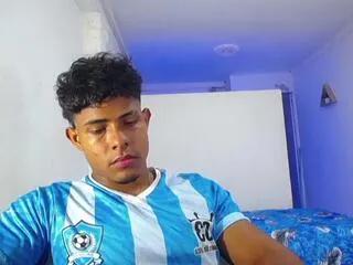 Offline xavier_bryant on Flirt4Free