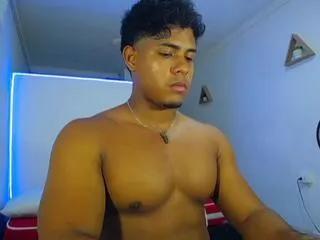Offline xavier_bryant on Flirt4Free