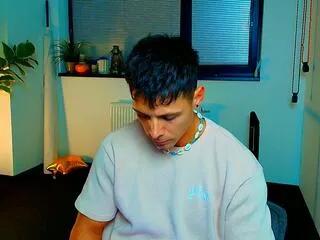Away zeb_madison on Flirt4Free