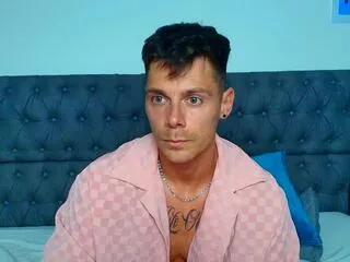 Away zeb_madison on Flirt4Free