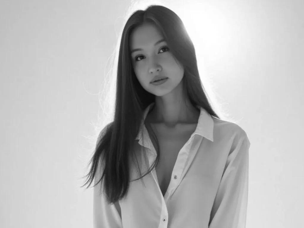 AstridManning on LiveJasmin