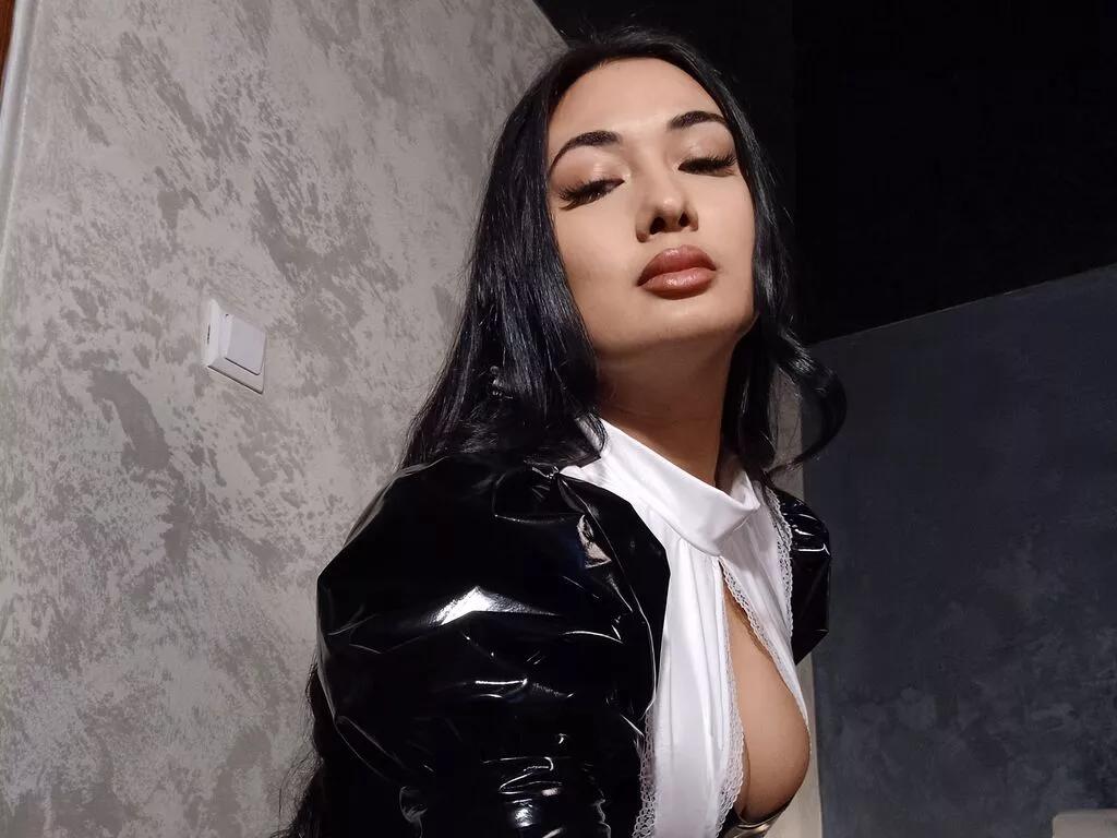 EvelinBlack on LiveJasmin