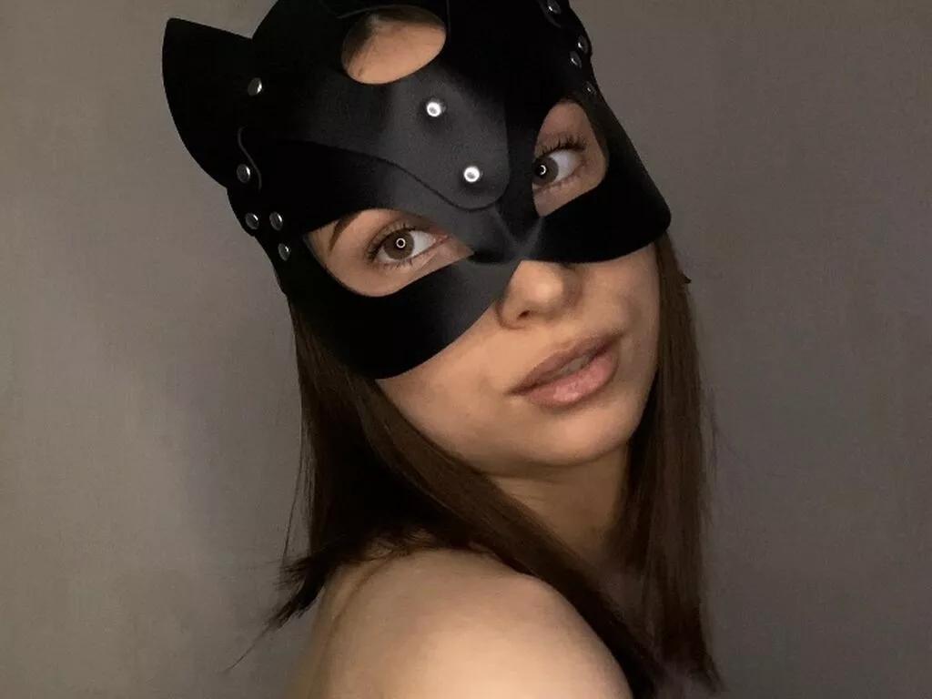 LinaCage on LiveJasmin