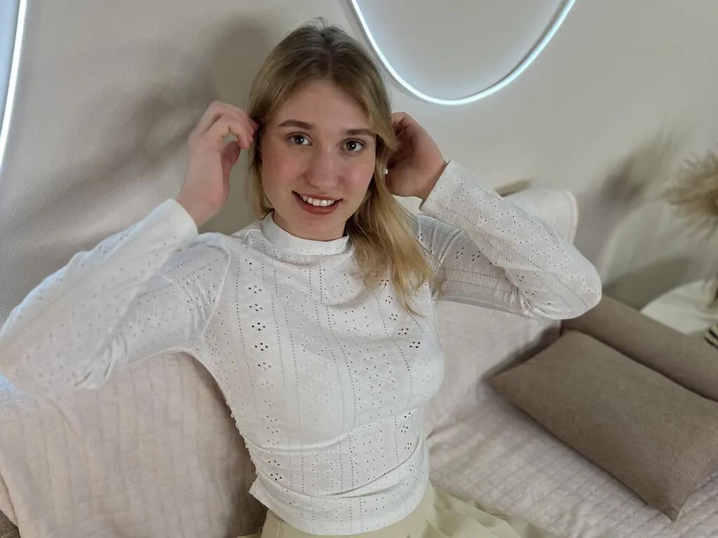 MaeGoreham on LiveJasmin