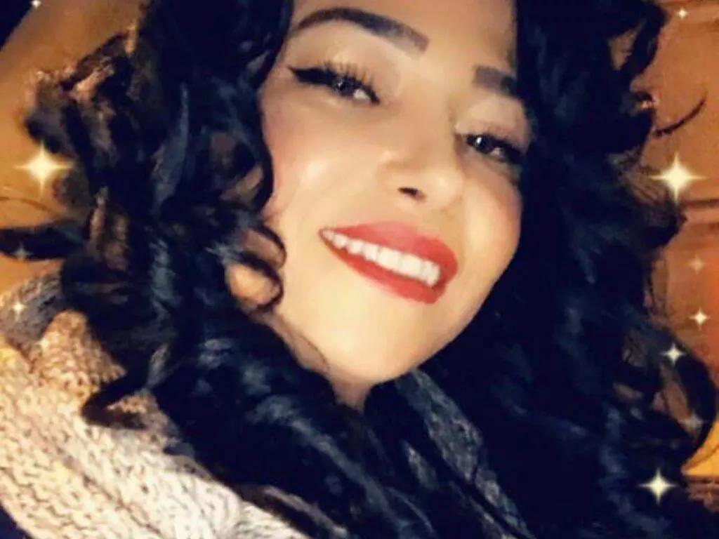 RobertaStave on LiveJasmin