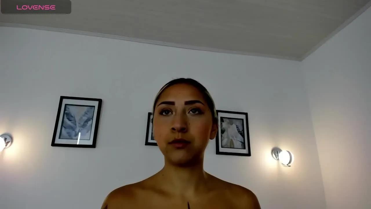 AlahiaStone on Streamray 