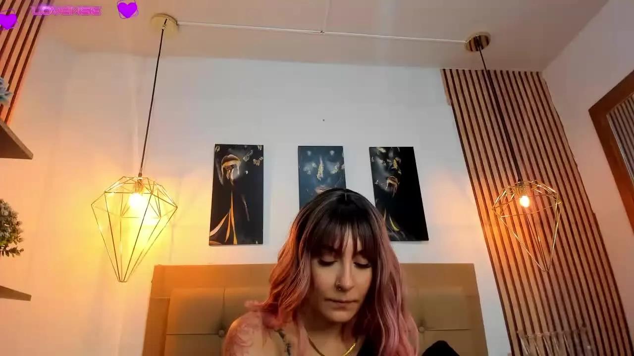 AlesziaRose on Streamray