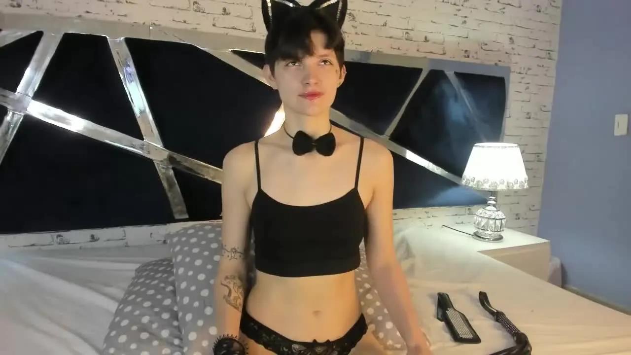 Offline ArabellaBlue on Streamray