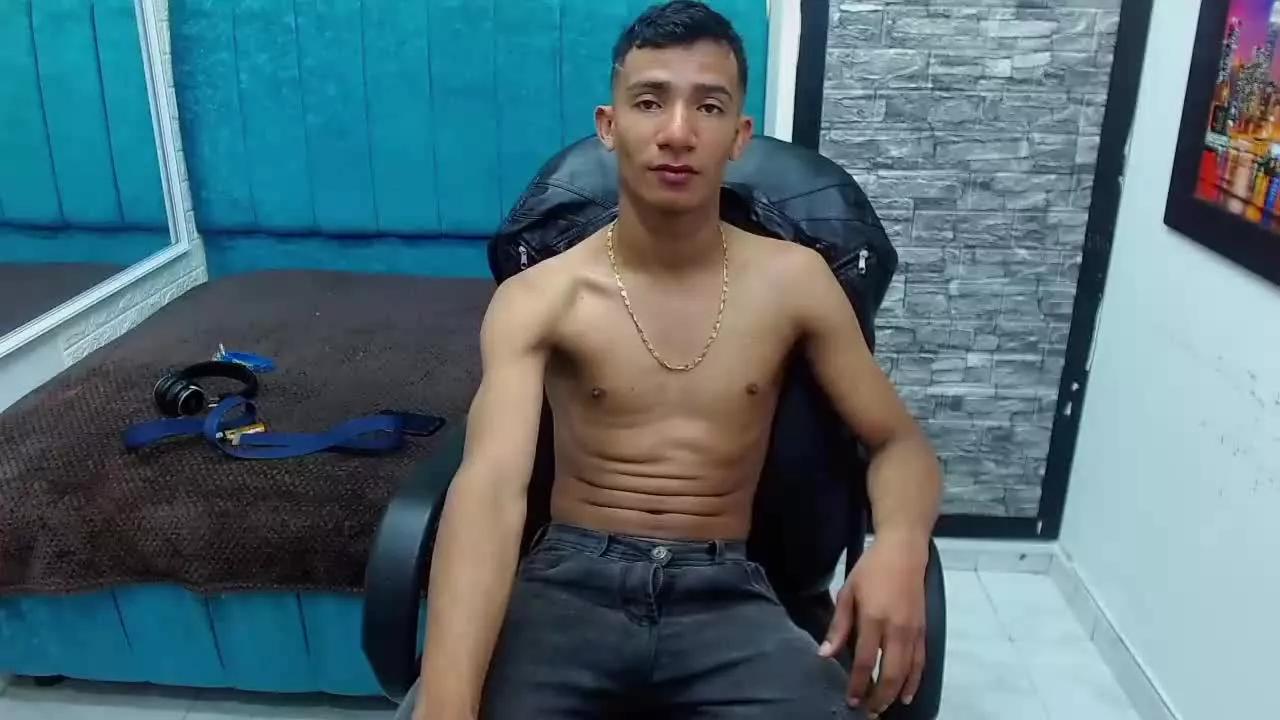 Offline daniel_xxx_21 on Streamray