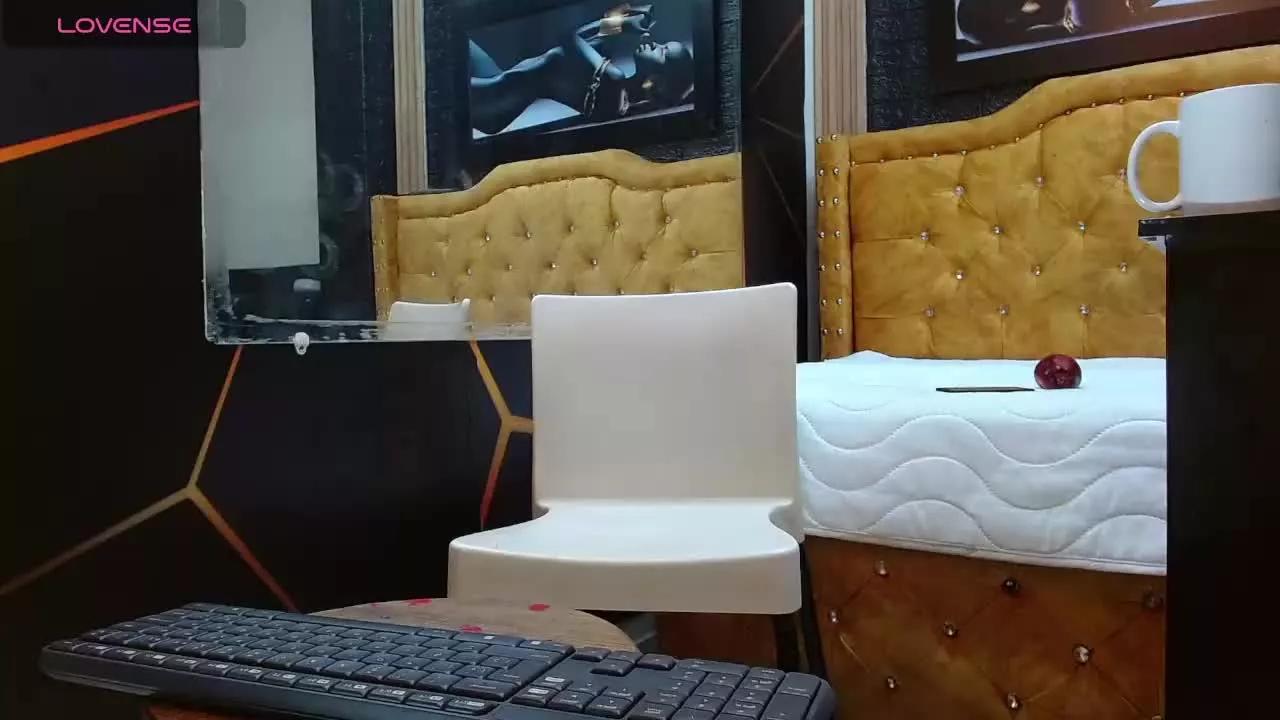 Offline daniel_xxx_21 on Streamray